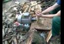 Super vychytávka: štípání dřeva bez sekery